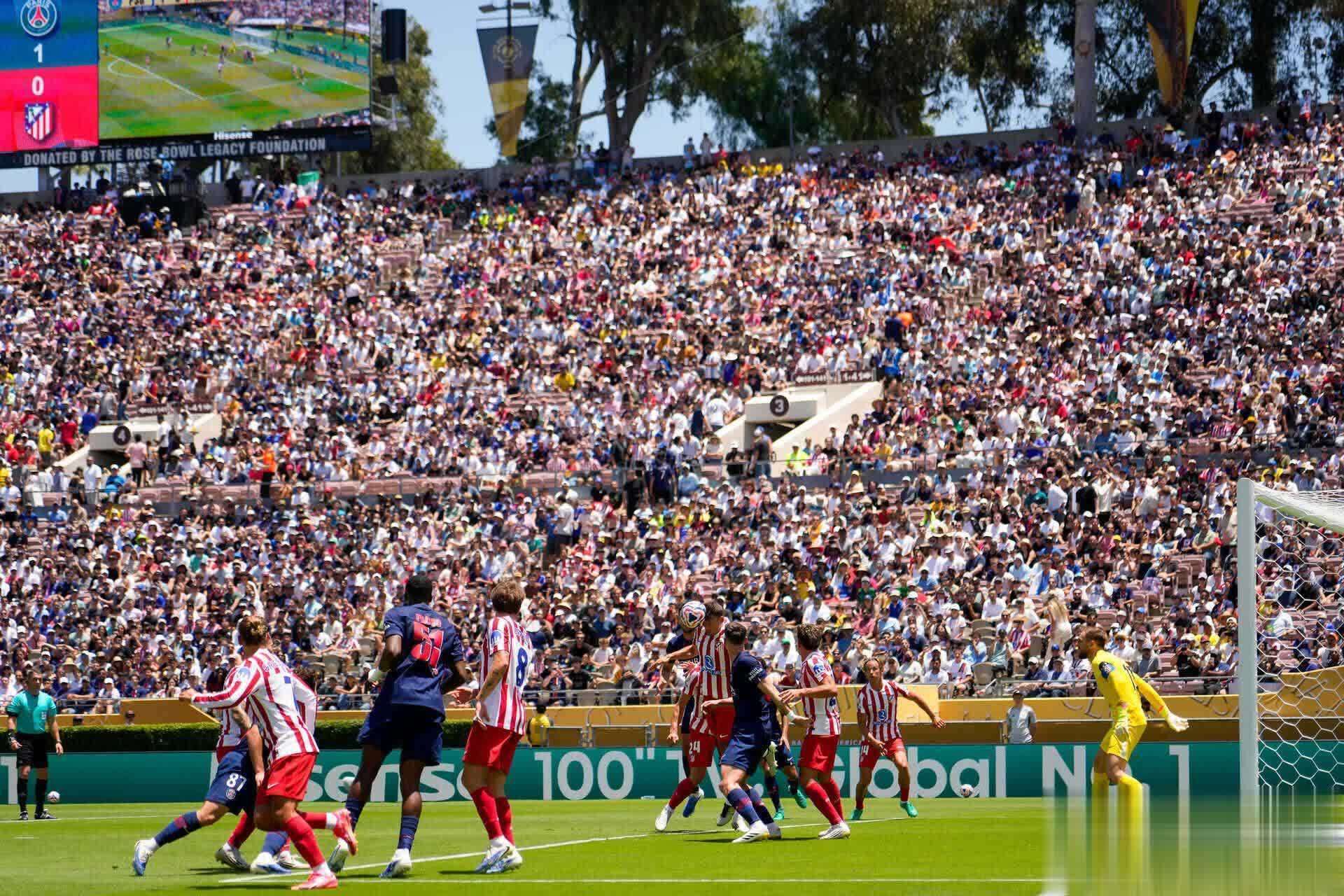 巴黎圣日耳曼前途光明！，萨拉赫新星反败为胜表现突出引发球迷热议的简单介绍