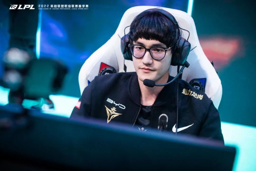 Karsa爆冷击败澳大利亚队，关键助攻引爆全场！的简单介绍