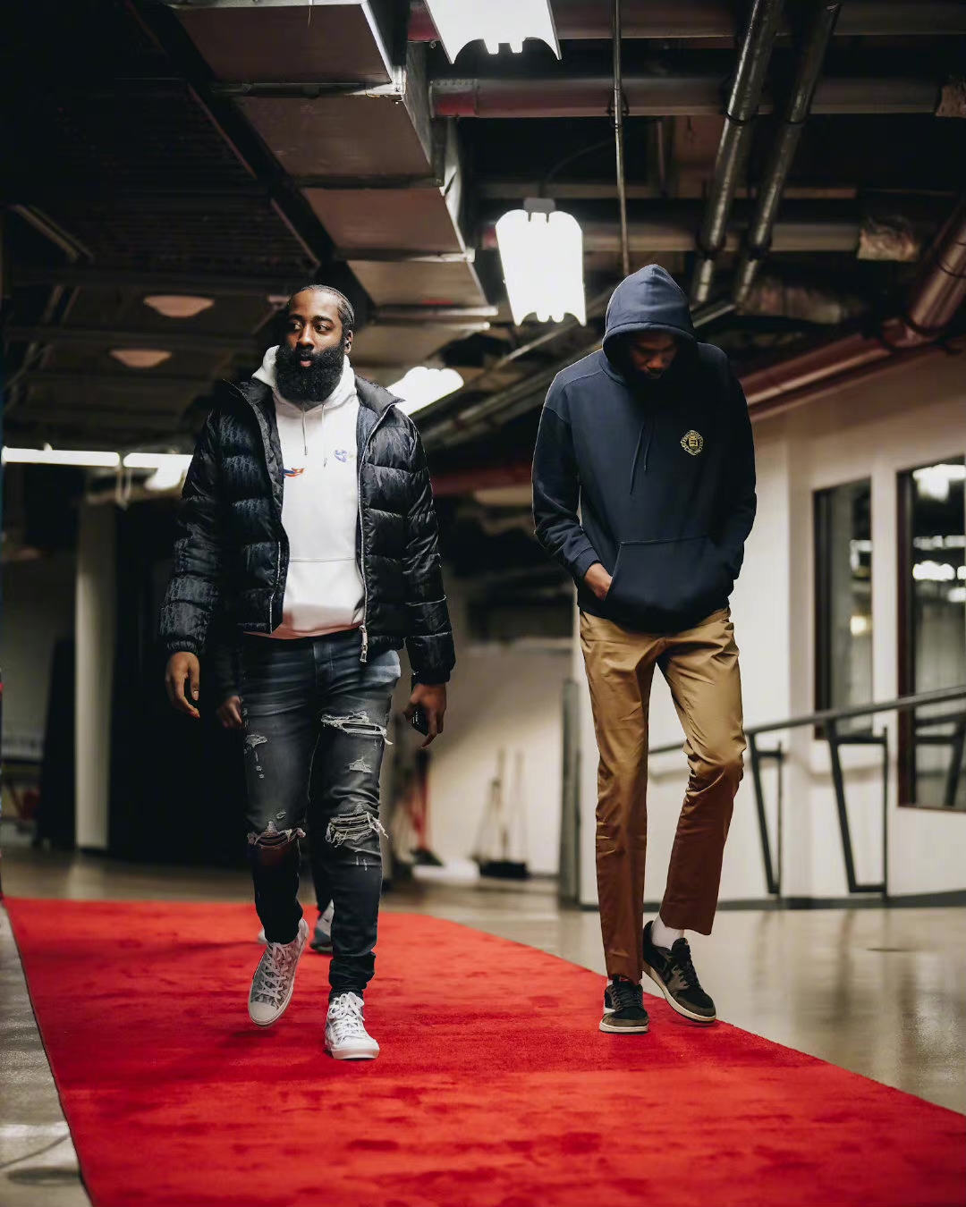 包含哈兰德关键节点高光表现，公牛带队取胜！的词条